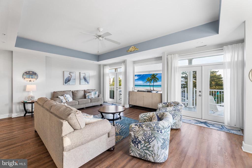 11 54TH STREET 203