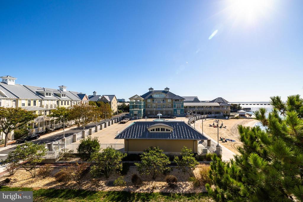5 BEACH SIDE MEWS