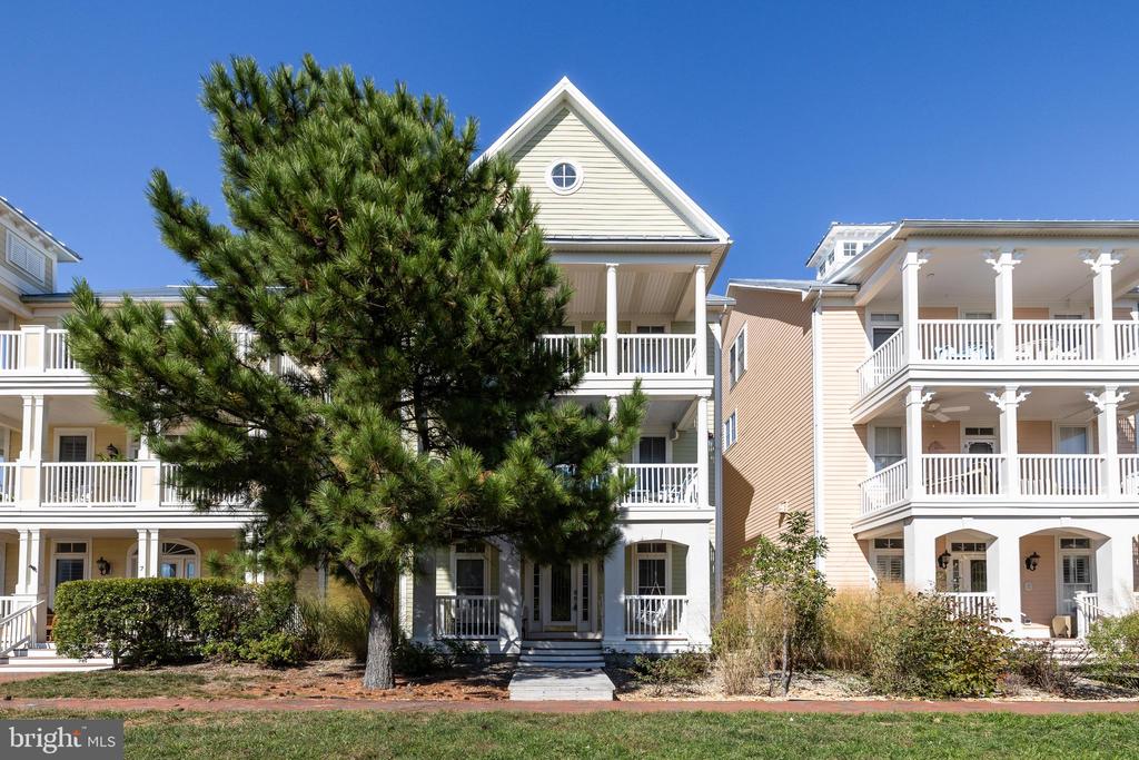 5 BEACH SIDE MEWS