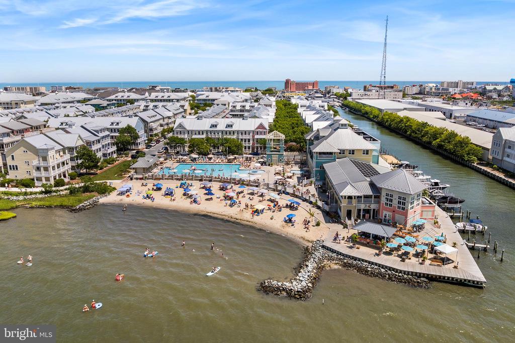 5 BEACH SIDE MEWS
