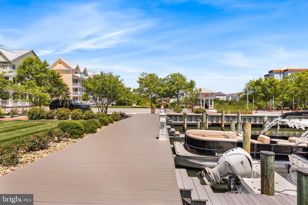 5 BEACH SIDE MEWS