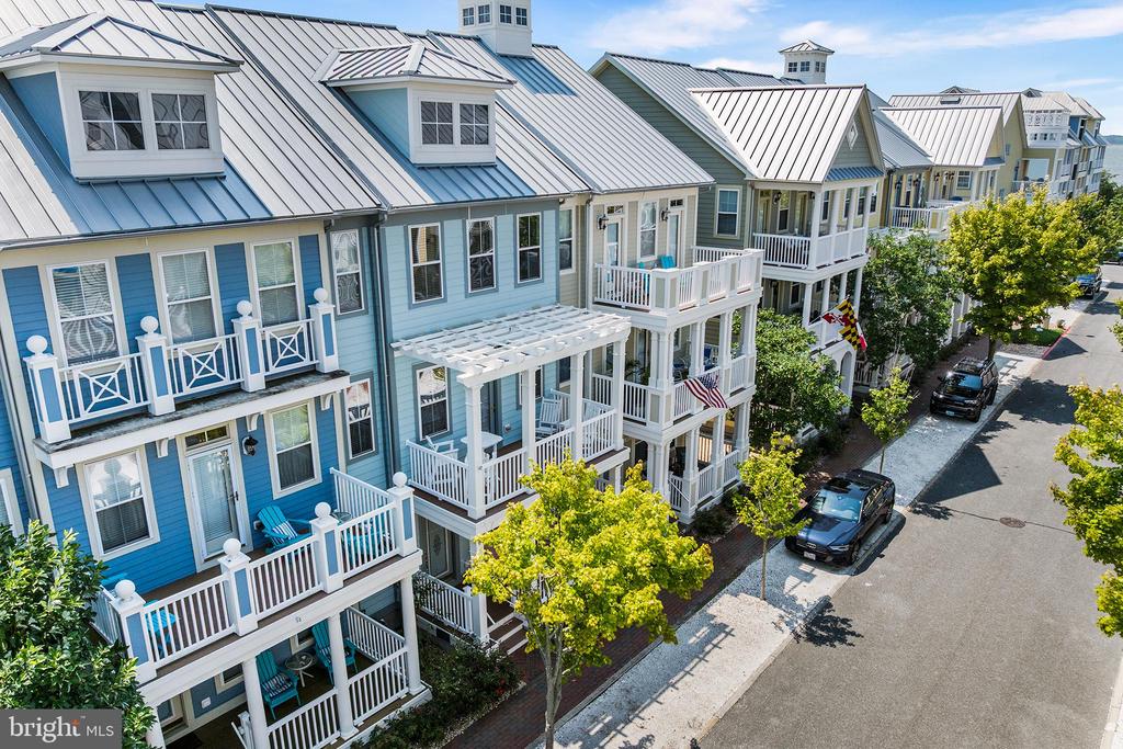 35 SEASIDE DRIVE