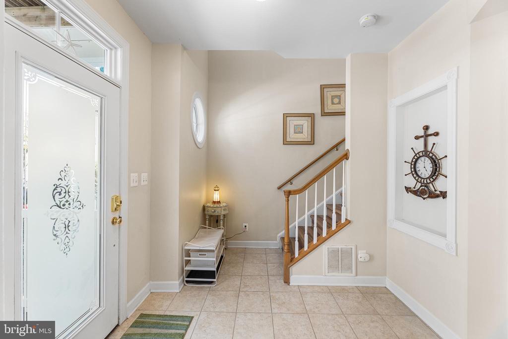 35 SEASIDE DRIVE