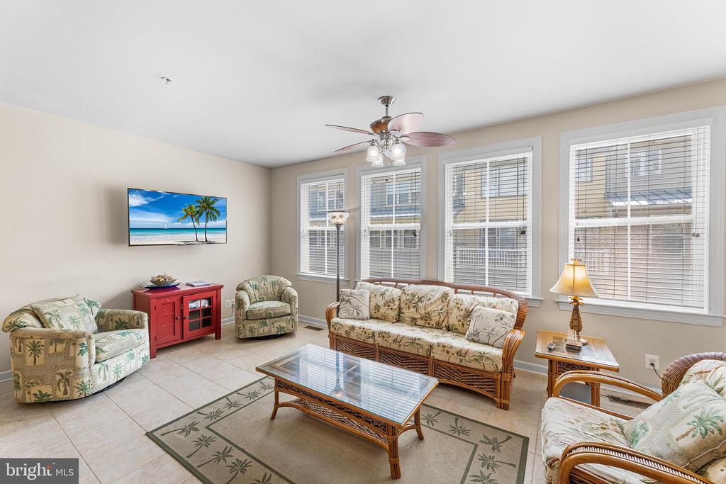 35 SEASIDE DRIVE