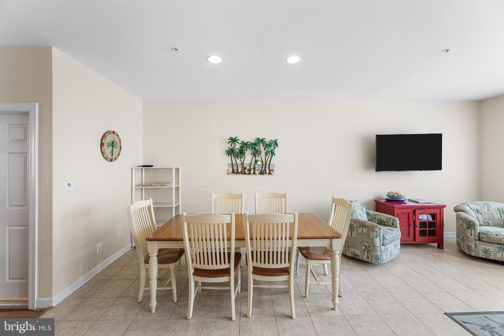35 SEASIDE DRIVE