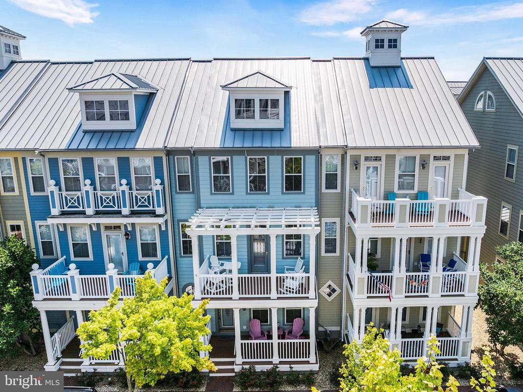 35 SEASIDE DRIVE