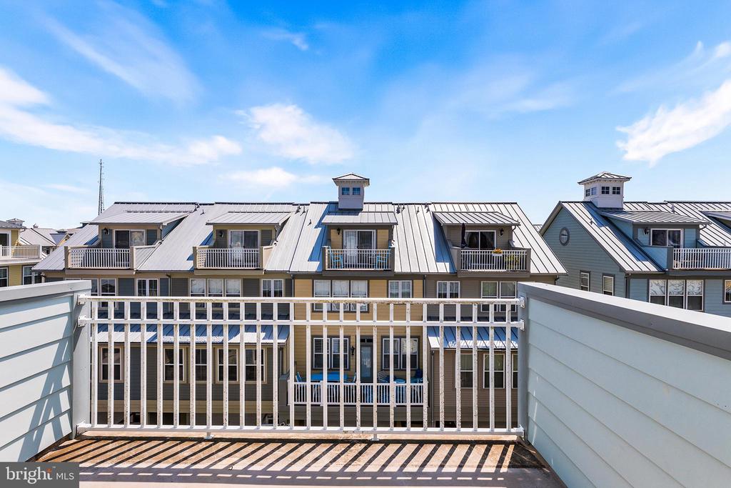 35 SEASIDE DRIVE