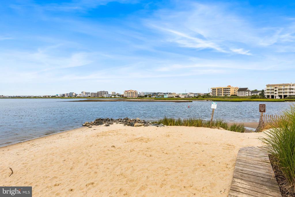 35 SEASIDE DRIVE