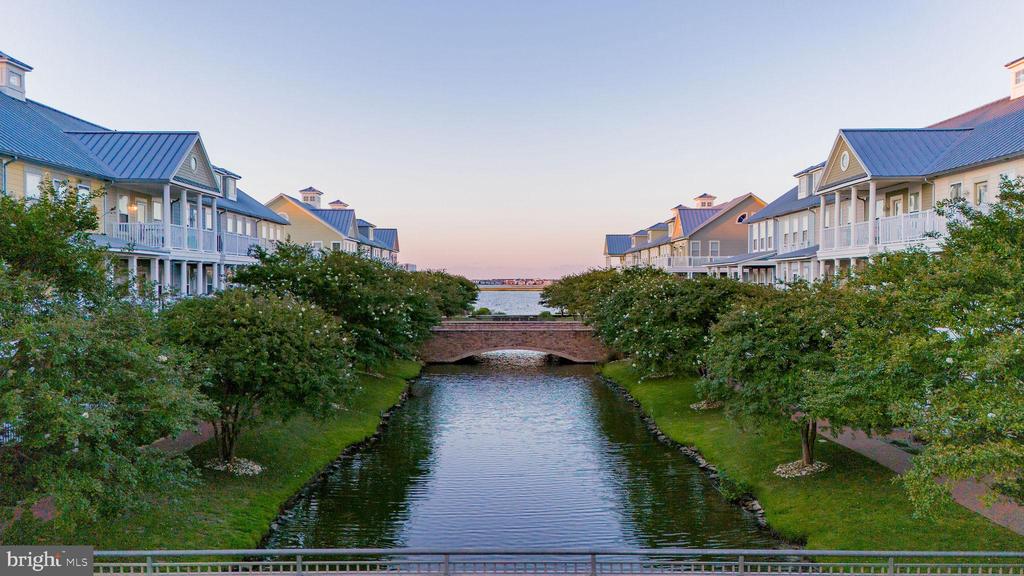 35 SEASIDE DRIVE