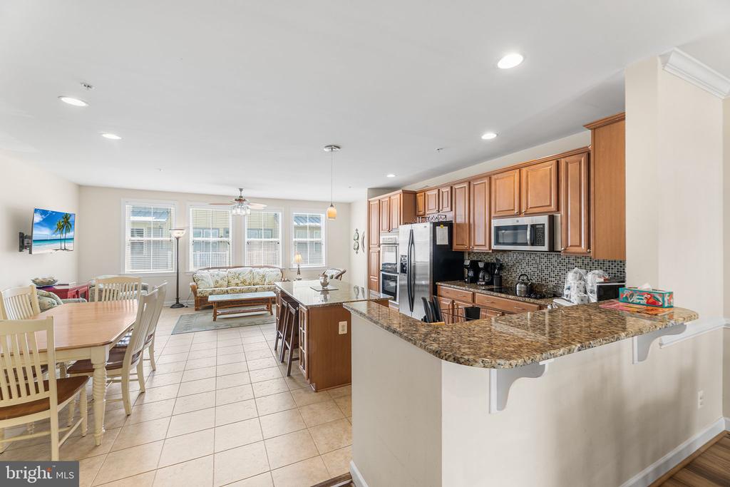 35 SEASIDE DRIVE