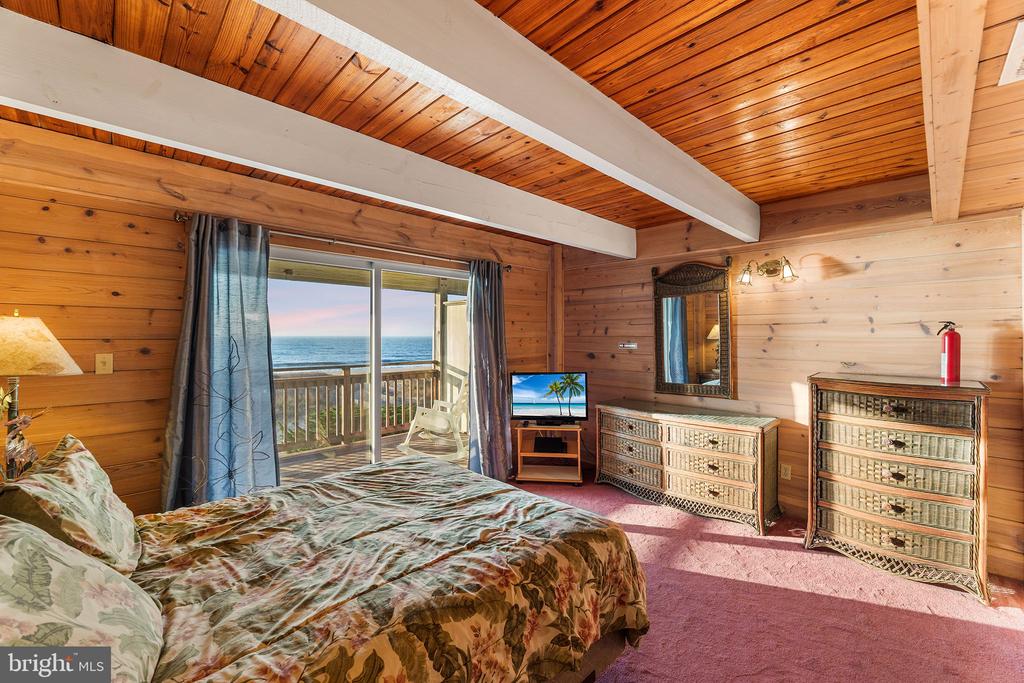 5305 ATLANTIC AVENUE Unit: 5