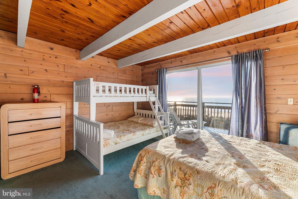 5305 ATLANTIC AVENUE Unit: 5