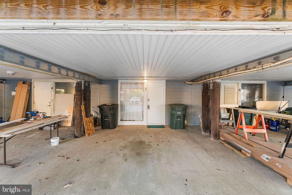 5305 ATLANTIC AVENUE Unit: 5