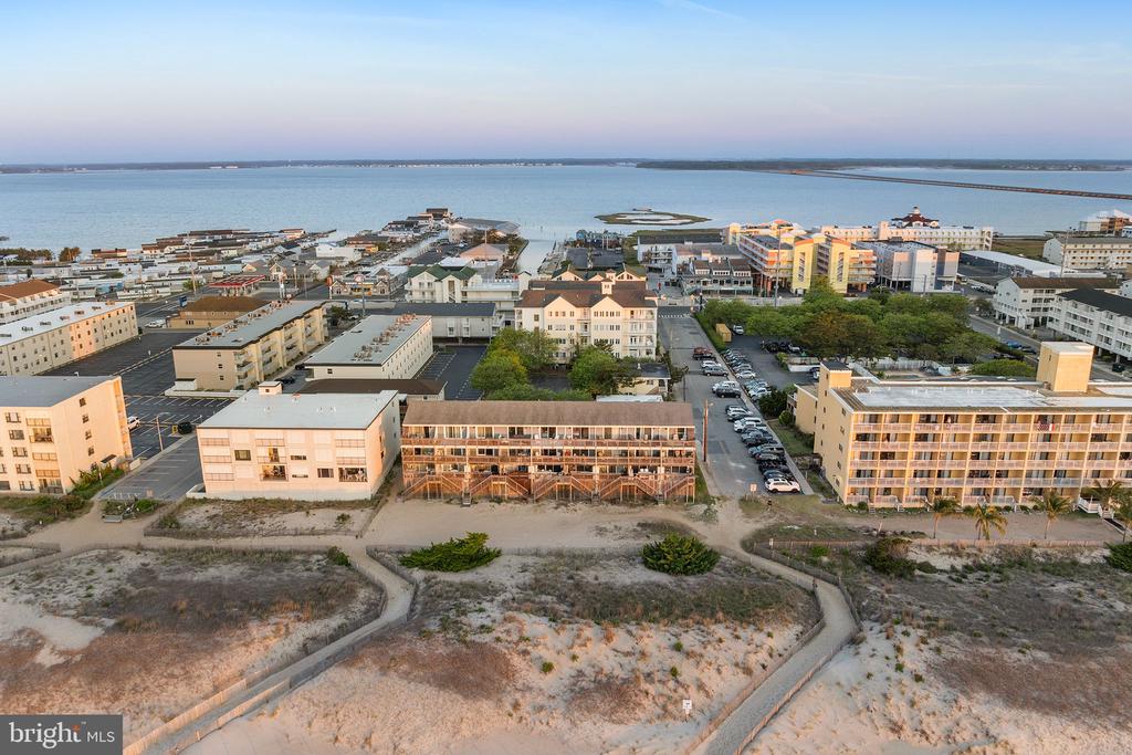 5305 ATLANTIC AVENUE Unit: 5