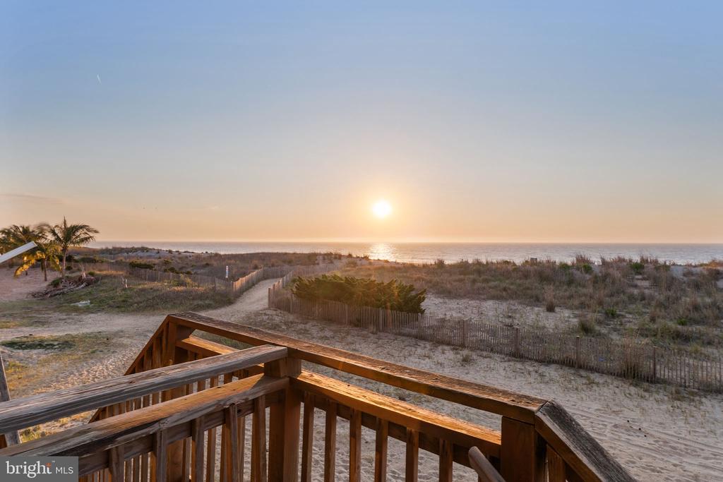 5305 ATLANTIC AVENUE Unit: 5