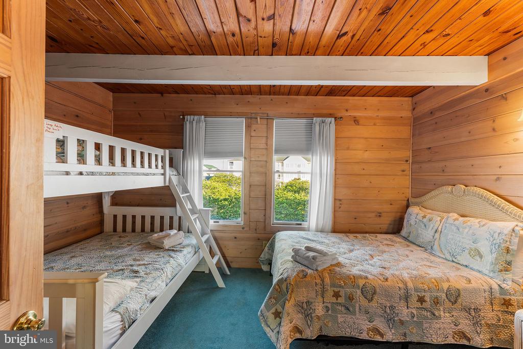 5305 ATLANTIC AVENUE Unit: 5