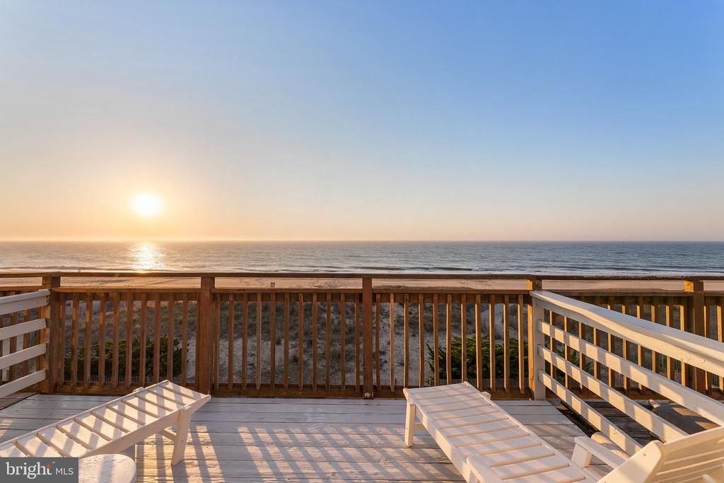 5305 ATLANTIC AVENUE Unit: 5