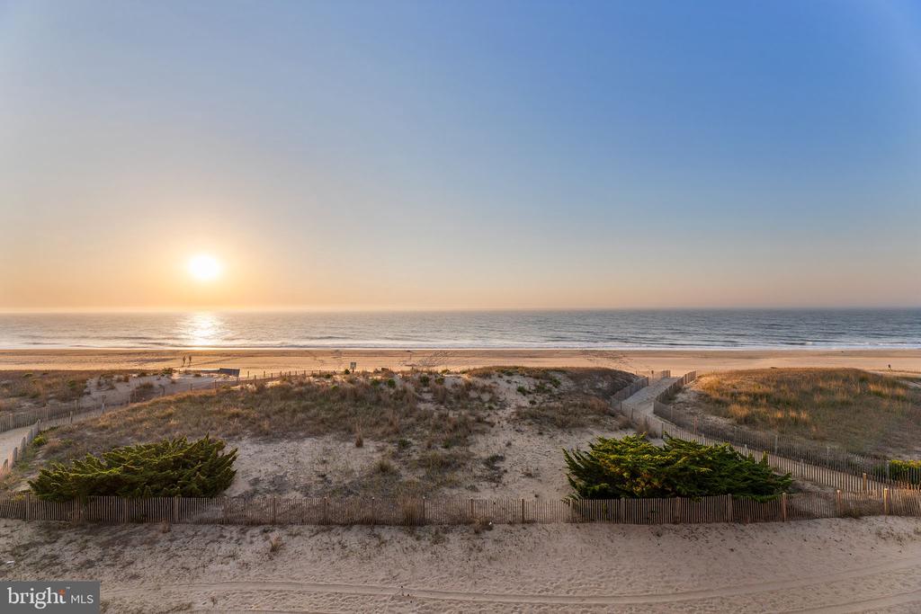 5305 ATLANTIC AVENUE Unit: 5