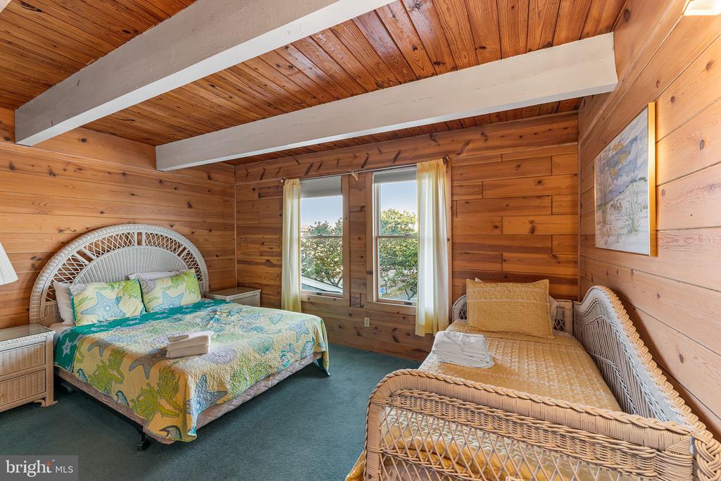 5305 ATLANTIC AVENUE Unit: 5