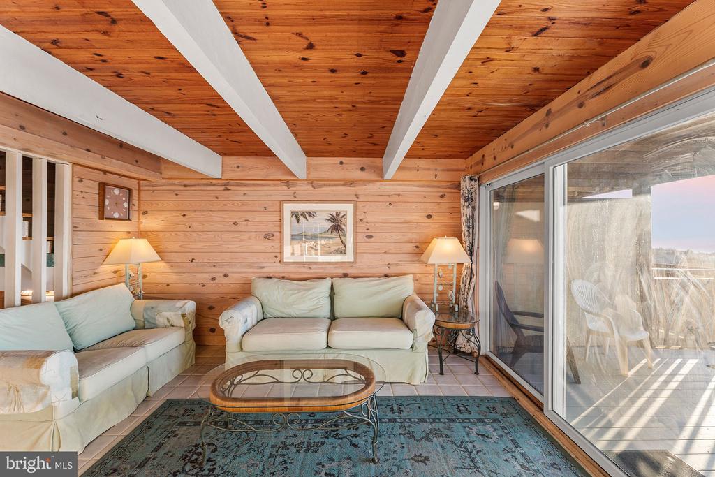 5305 ATLANTIC AVENUE Unit: 5