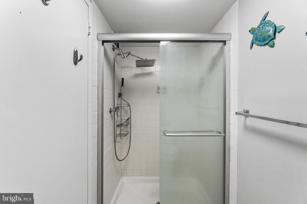 13100 COASTAL HIGHWAY Unit: 201002