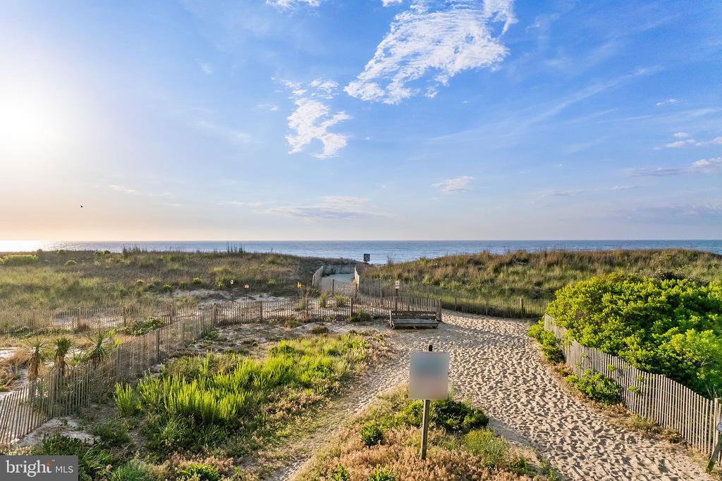 6401 ATLANTIC AVENUE Unit: 404