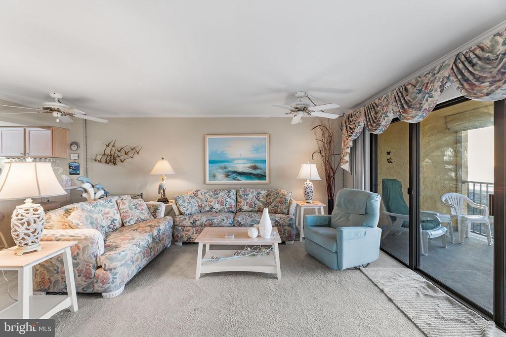 6401 ATLANTIC AVENUE Unit: 404