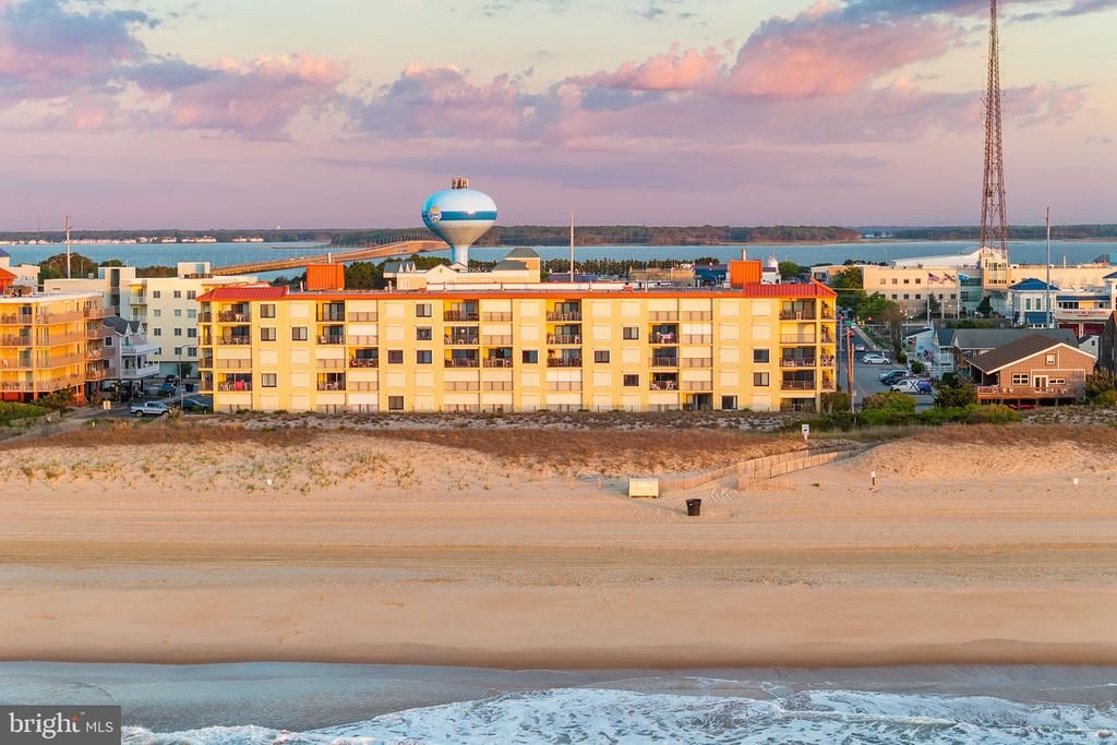 6401 ATLANTIC AVENUE Unit: 404