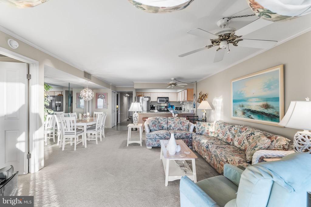 6401 ATLANTIC AVENUE Unit: 404