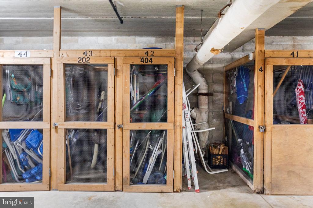 6401 ATLANTIC AVENUE Unit: 404