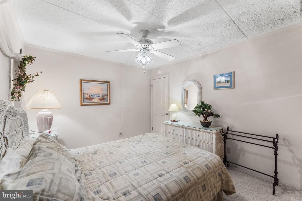 6401 ATLANTIC AVENUE Unit: 404