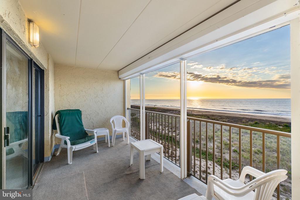 6401 ATLANTIC AVENUE Unit: 404