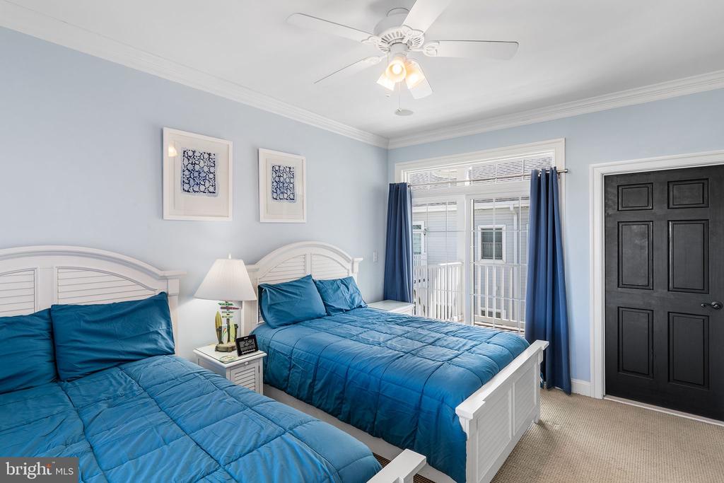 103 WILMINGTON LANE Unit: 5