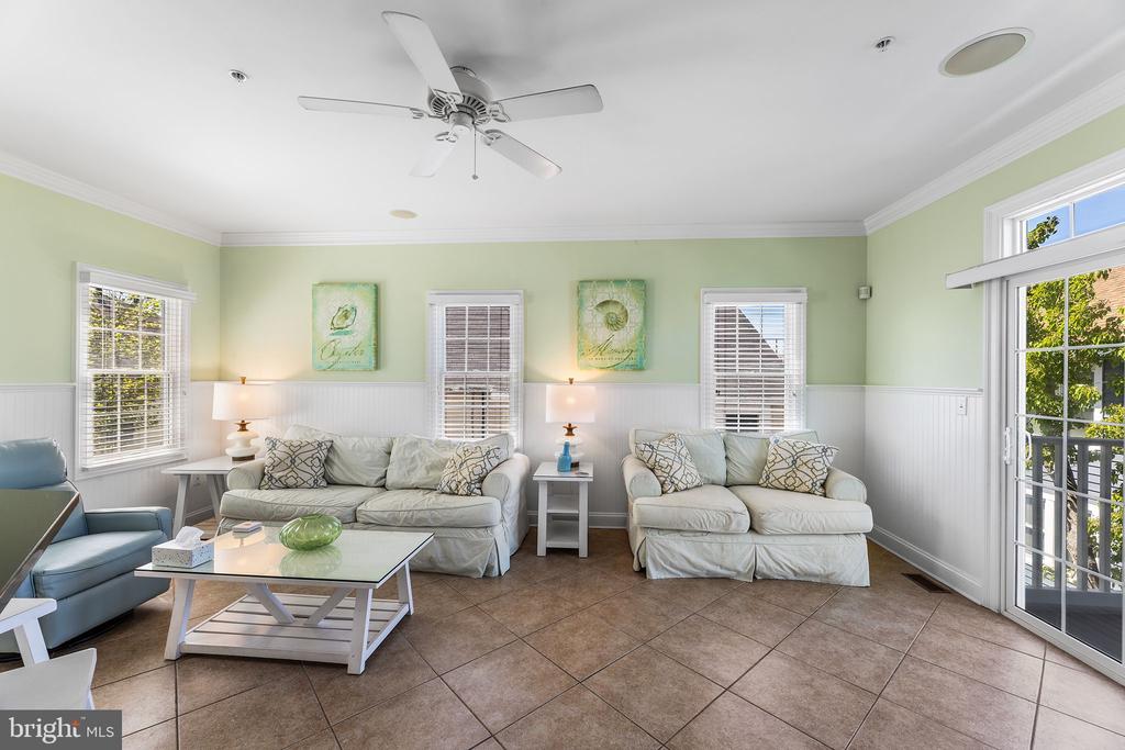 103 WILMINGTON LANE Unit: 5