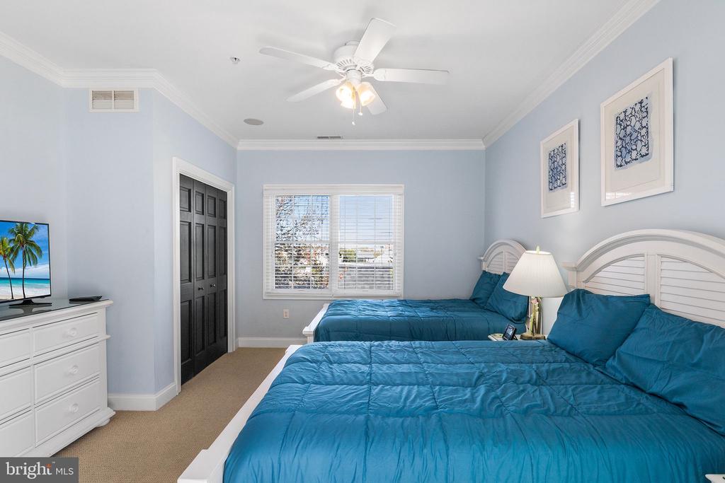 103 WILMINGTON LANE Unit: 5