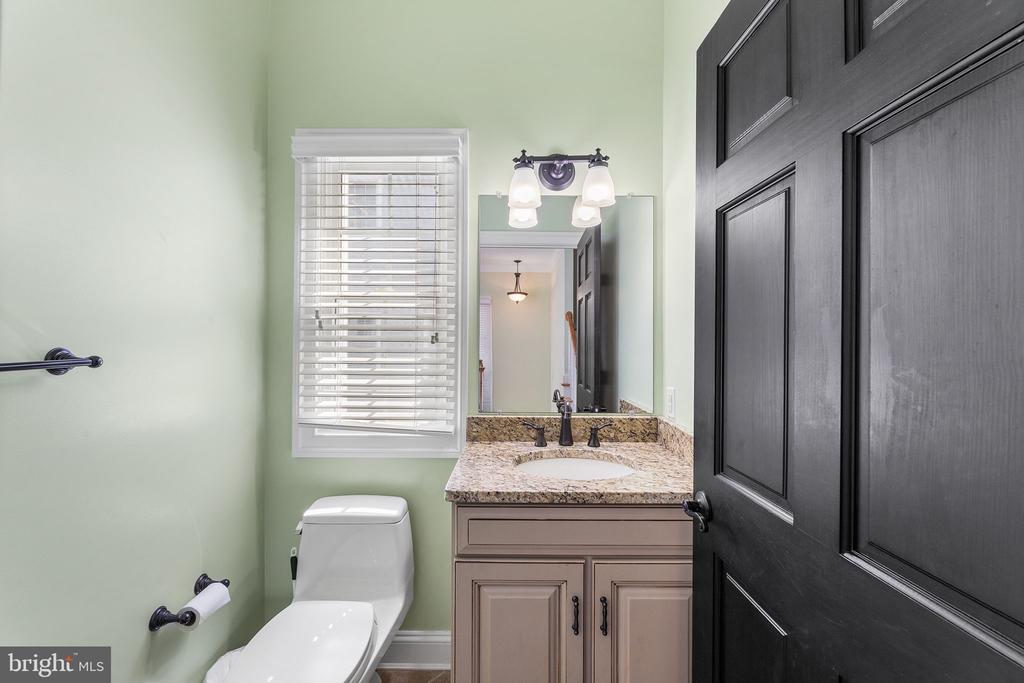 103 WILMINGTON LANE Unit: 5