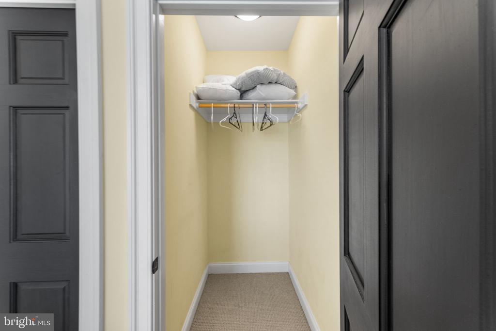 103 WILMINGTON LANE Unit: 5
