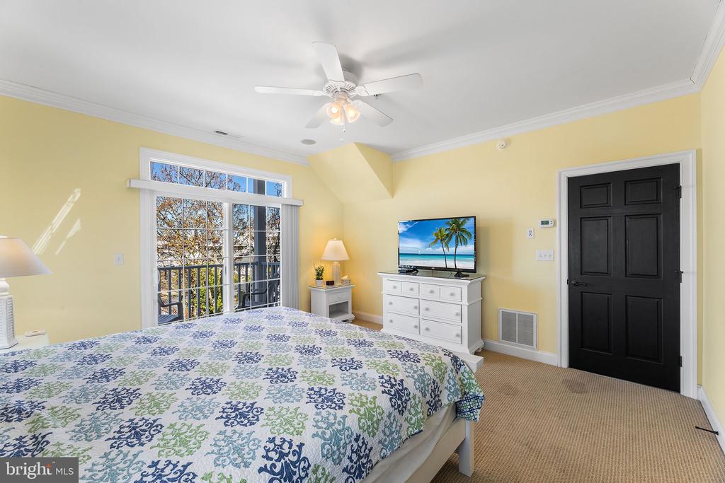 103 WILMINGTON LANE Unit: 5