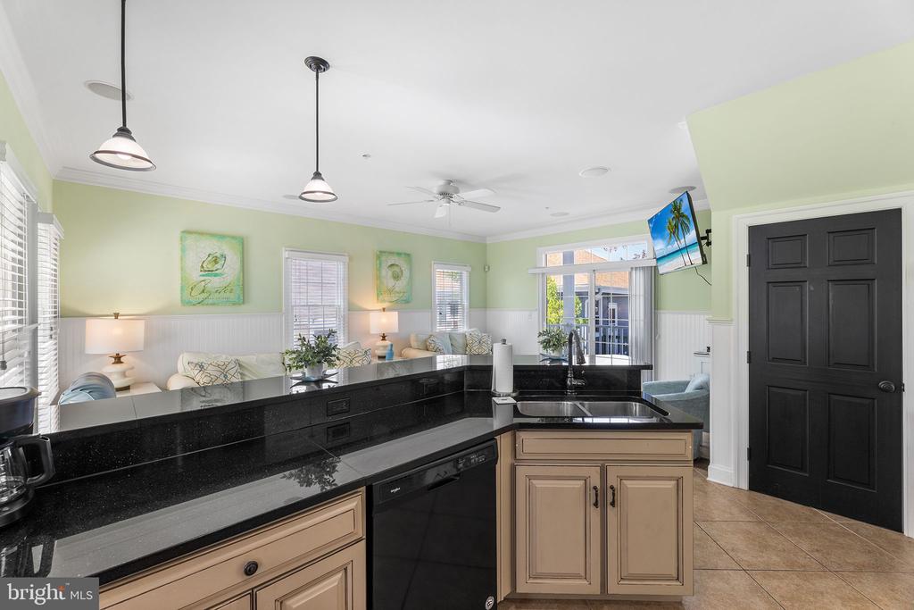 103 WILMINGTON LANE Unit: 5