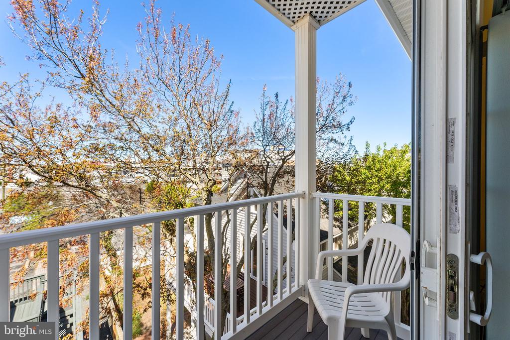 103 WILMINGTON LANE Unit: 5