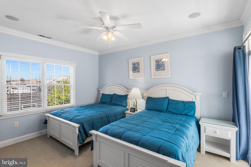 103 WILMINGTON LANE Unit: 5