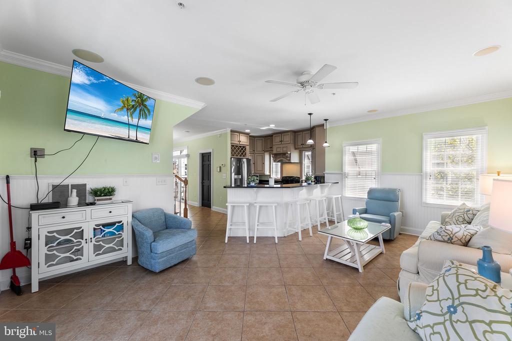 103 WILMINGTON LANE Unit: 5