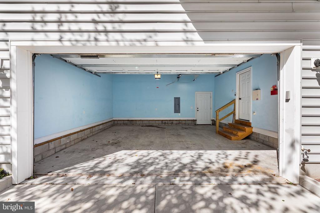 103 WILMINGTON LANE Unit: 5