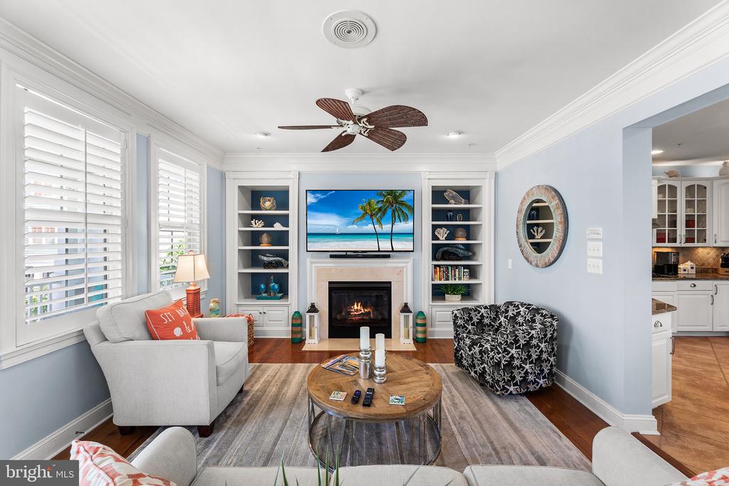 10 SHORE POINT DRIVE
