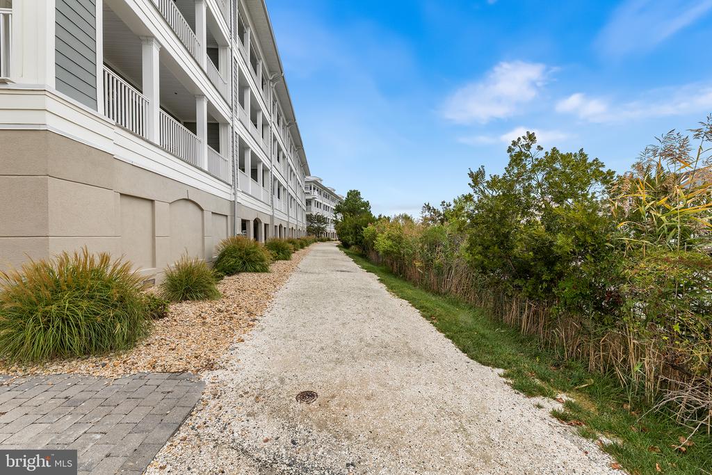 2 HIDDEN COVE WAY Unit: LUG-AT-2A