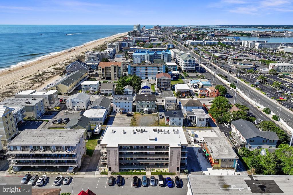 13 44TH STREET Unit: 403
