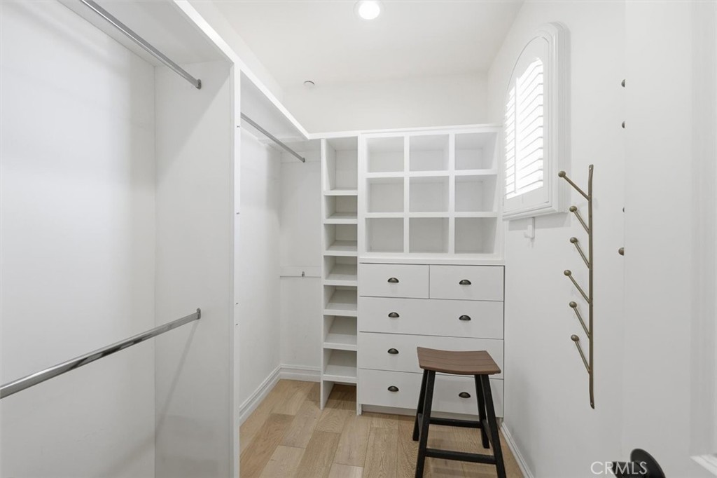 406 S Gertruda
