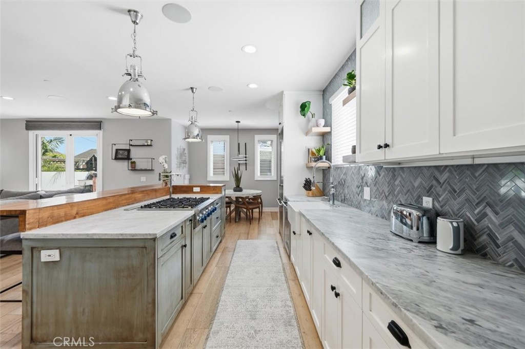 406 S Gertruda