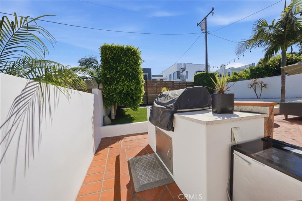406 S Gertruda