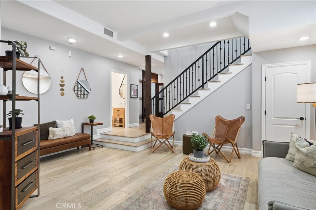 406 S Gertruda